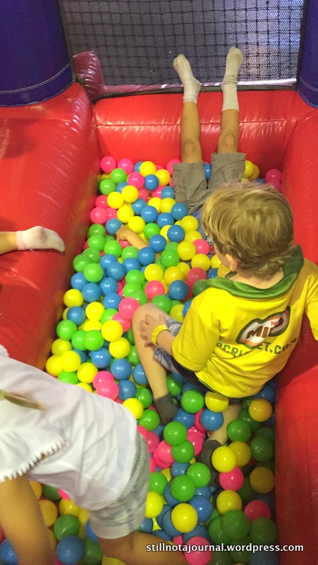Reboundland ball pit